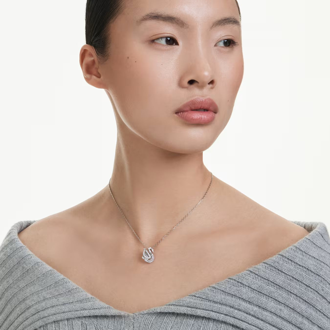 Colar swarovski Swan Pendant mixed cuts - Ana Joalheiros