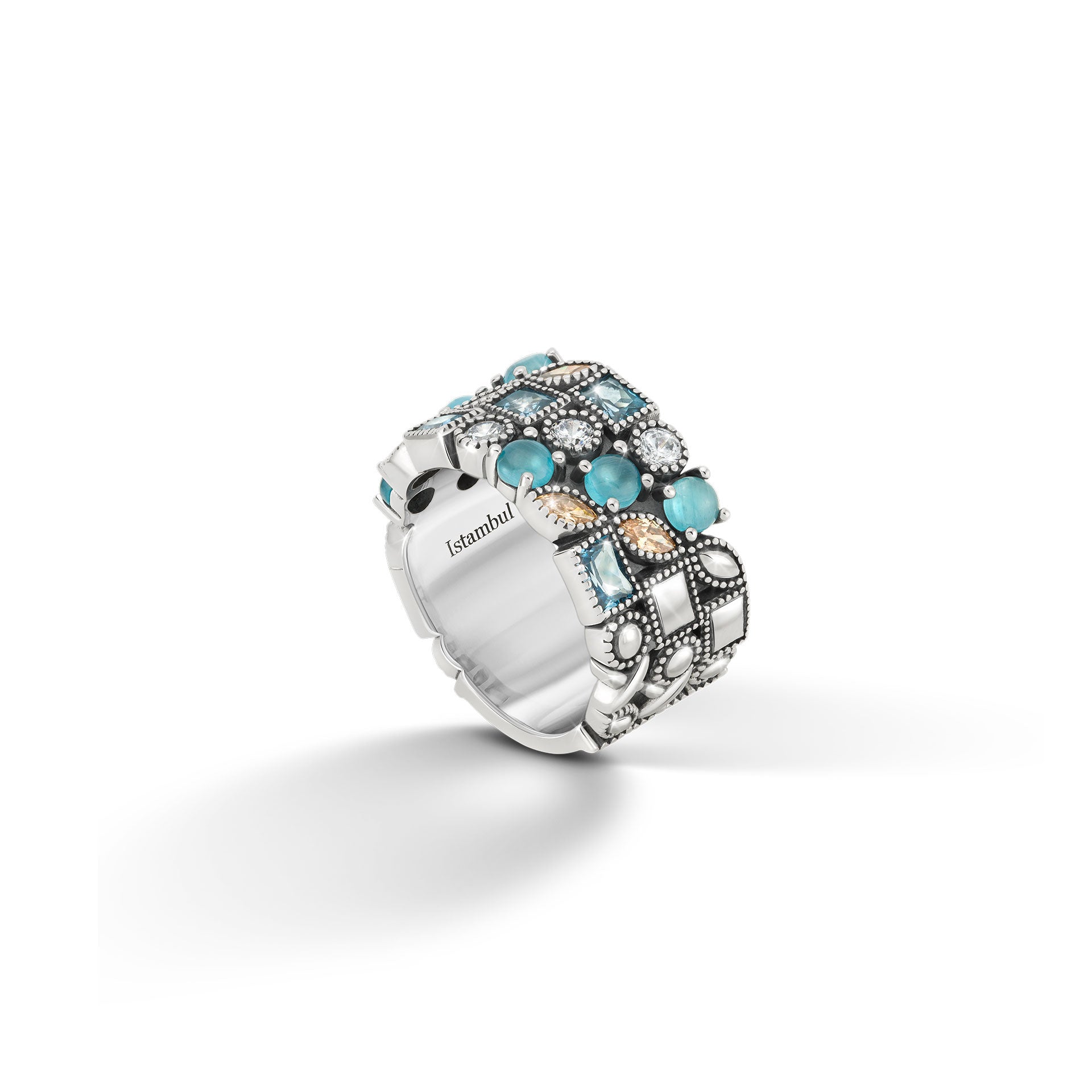 ANEL TASHI ISTAMBUL AZUL
