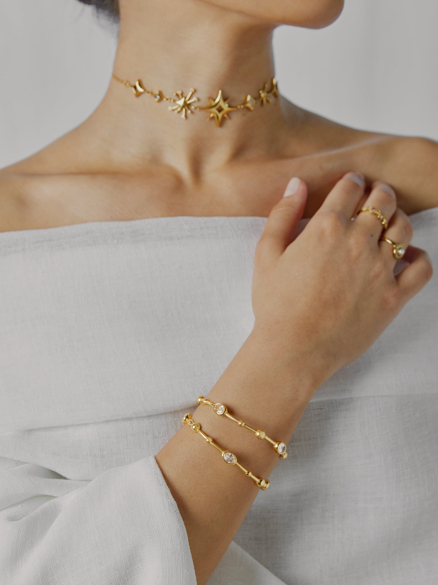 Escrava One Senhora Elena Crystal Gold