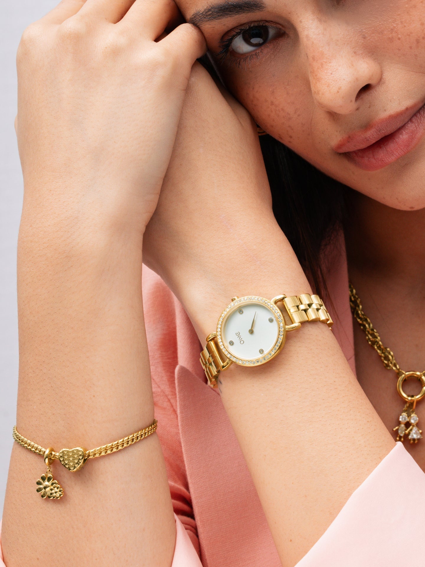 Charm One Energy Floral Golden
