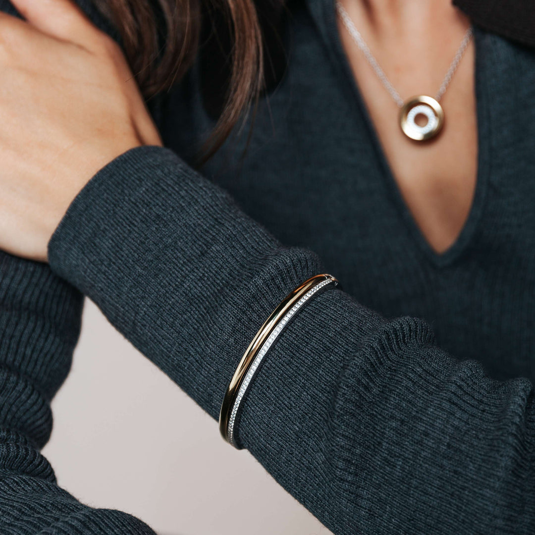 Ana Joalheiros - Pulseiras Bangle - Bangle Tisento 23086ZY pulso