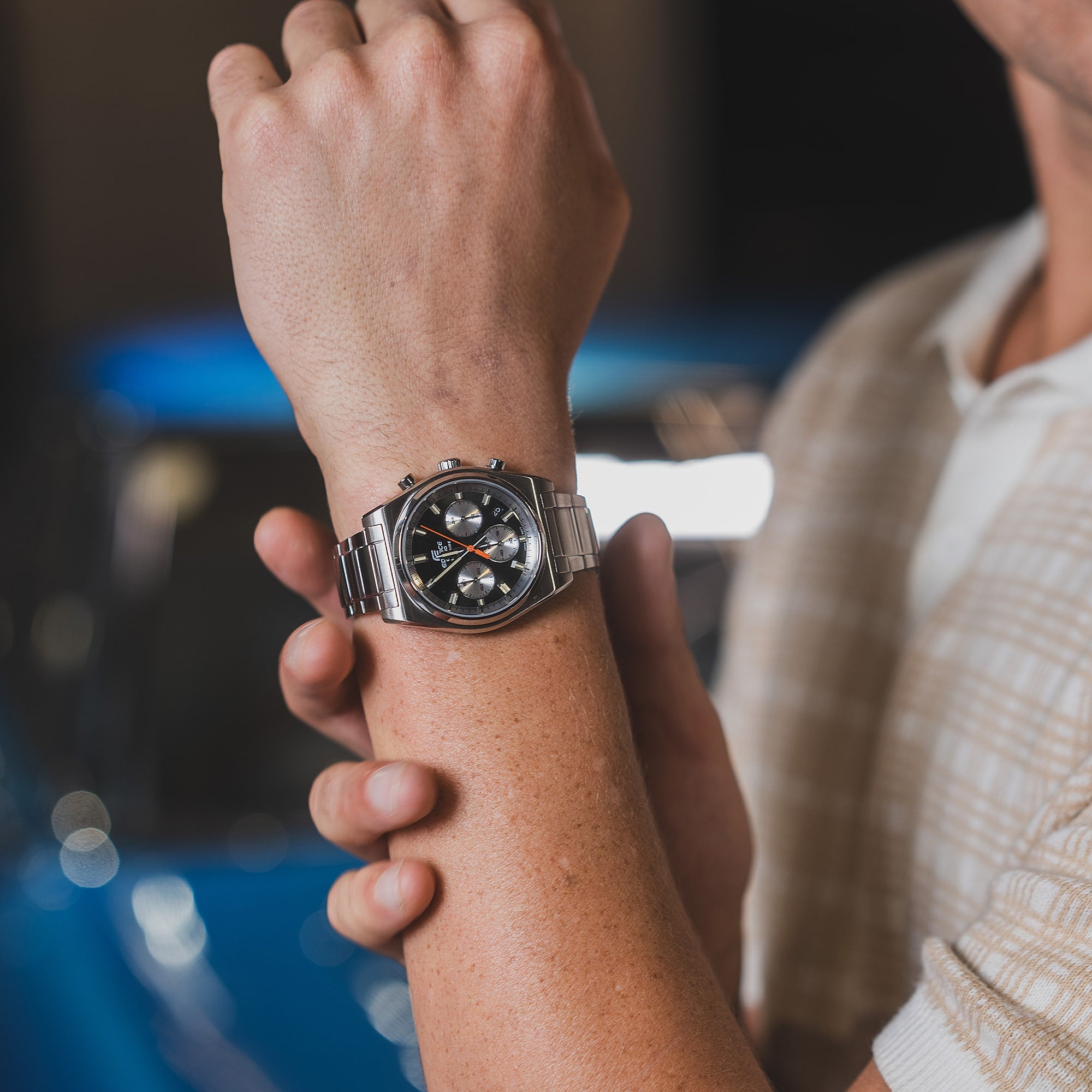 Ana Joalheiros - Relógios Casio - Relógio Homem Casio Edifice Edifice Cronografo EFB-730D-1AVUEF no Pulso