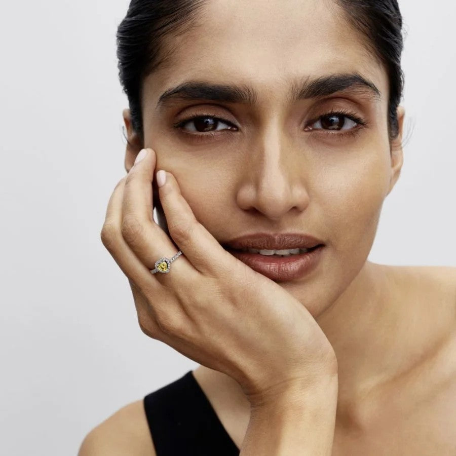 Anel Pandora Coração amarelo