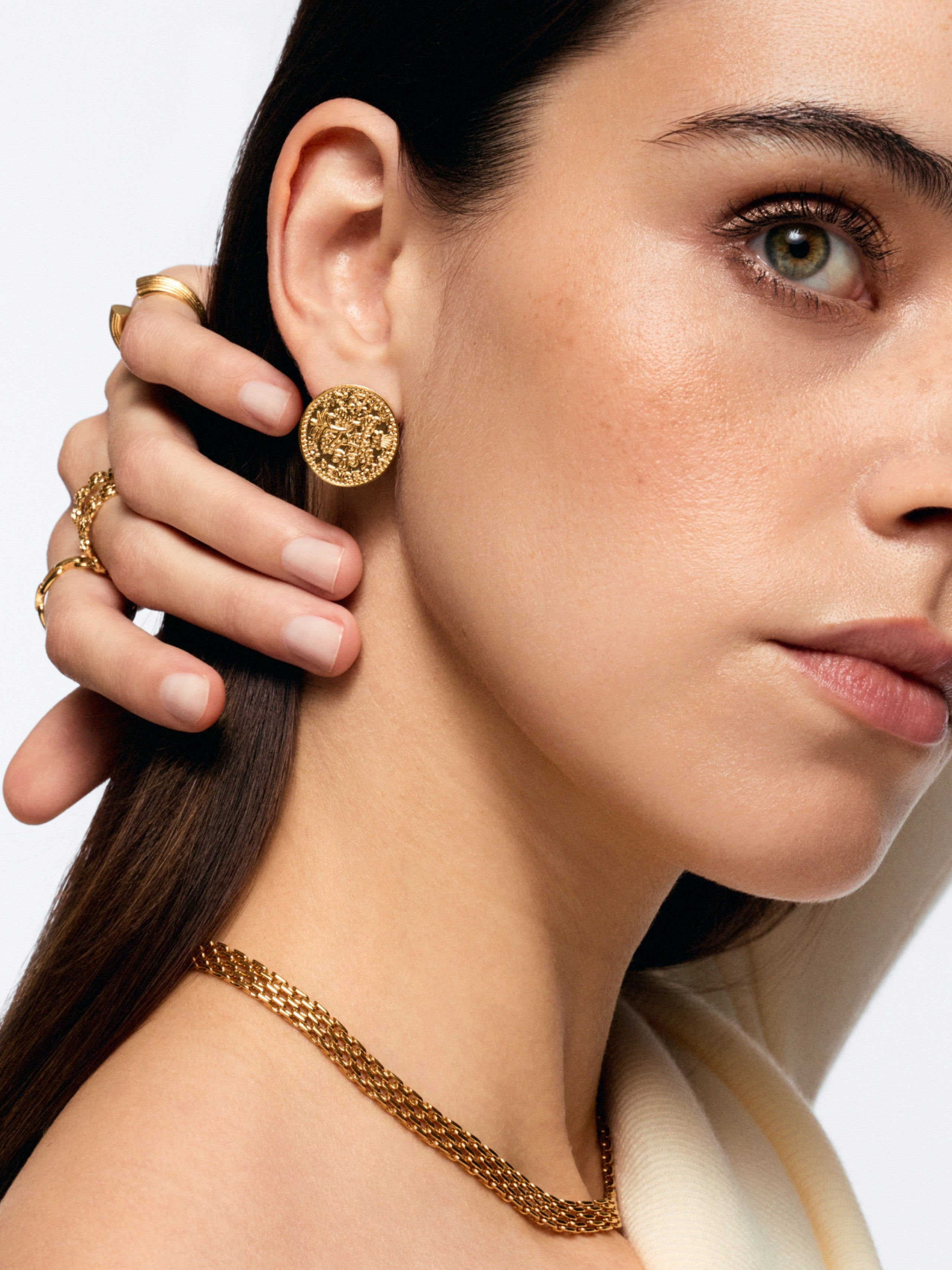 Brincos One Senhora Royalty Gold