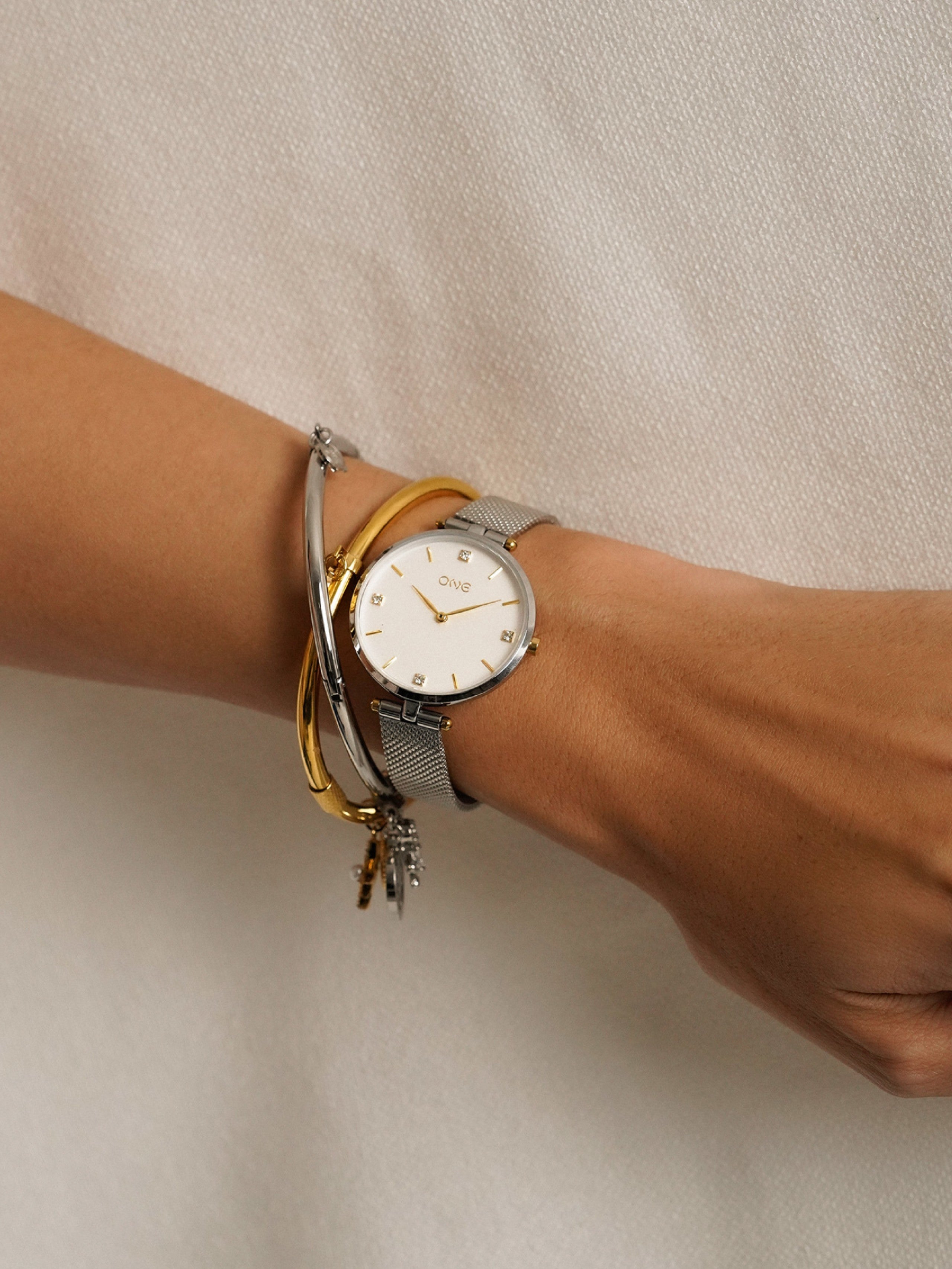 Relogio One Senhora Divine Silver