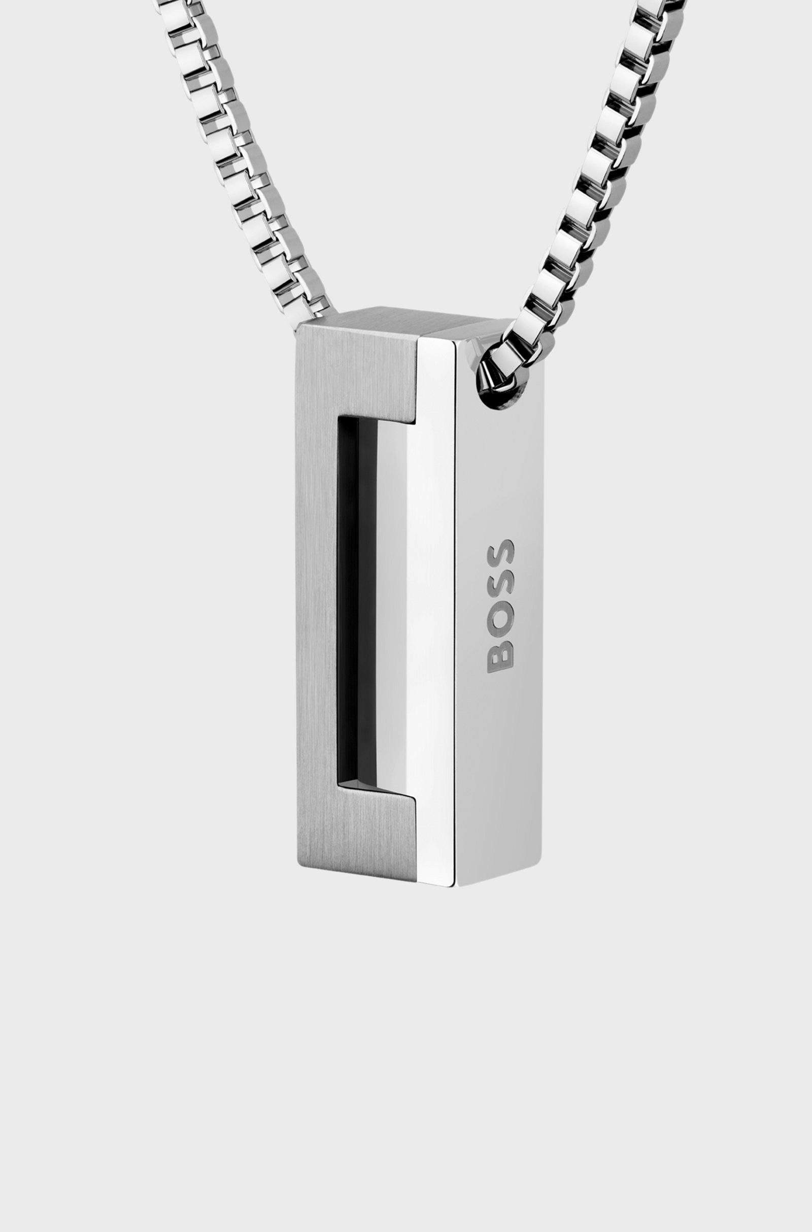 Brushed and polished Boss necklace