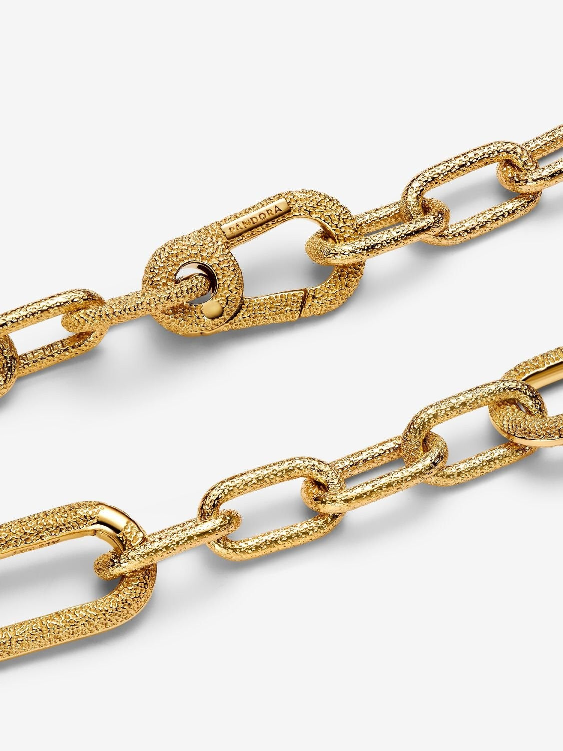 Pulseira Pandora de Corrente de Elos Pequenos
Revestimento de ouro 14k - Ana Joalheiros