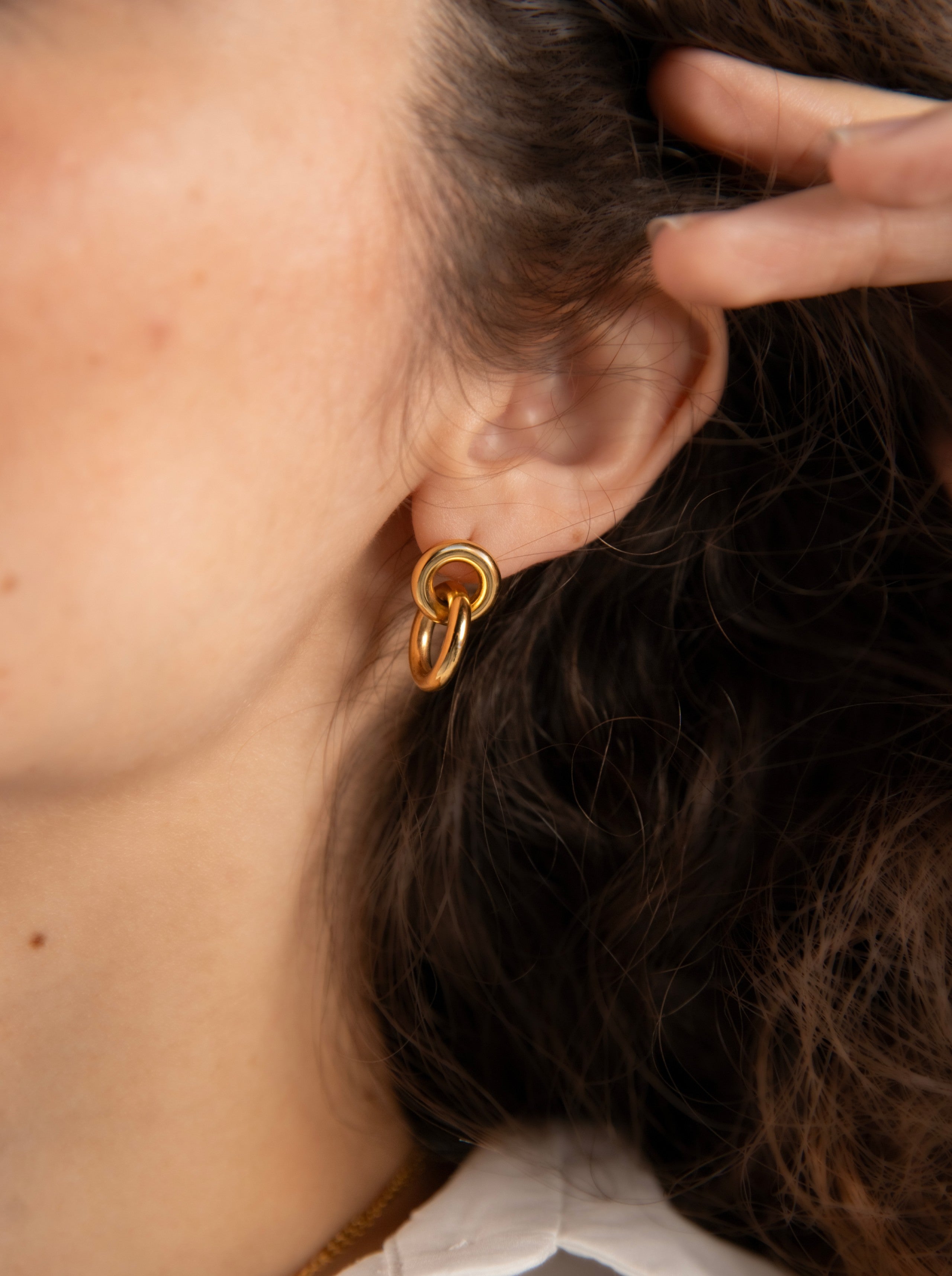 Brincos One Joalharia Luminous Circle Gold