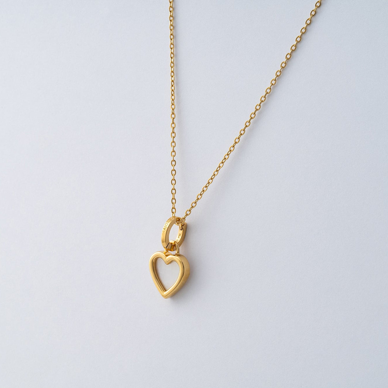 Ana Joalheiros - Colares Compridos Posiçao - Colar de Pérolas Majorica Heart 17664.00.1.N00.000.1