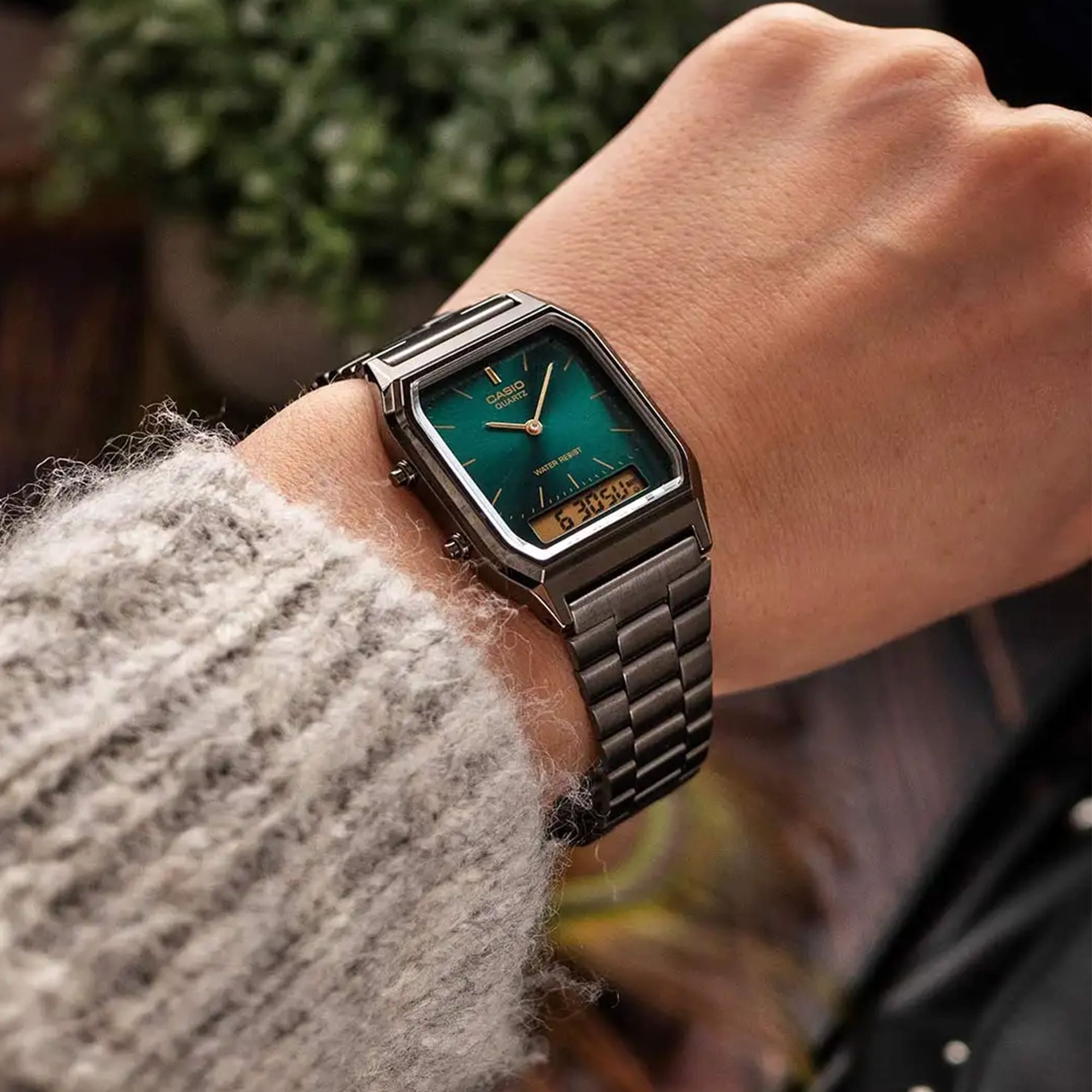 Ana Joalheiros - Relógios Casio - Relógio Casio Vintage AQ-230EGG-3AEF no Pulso