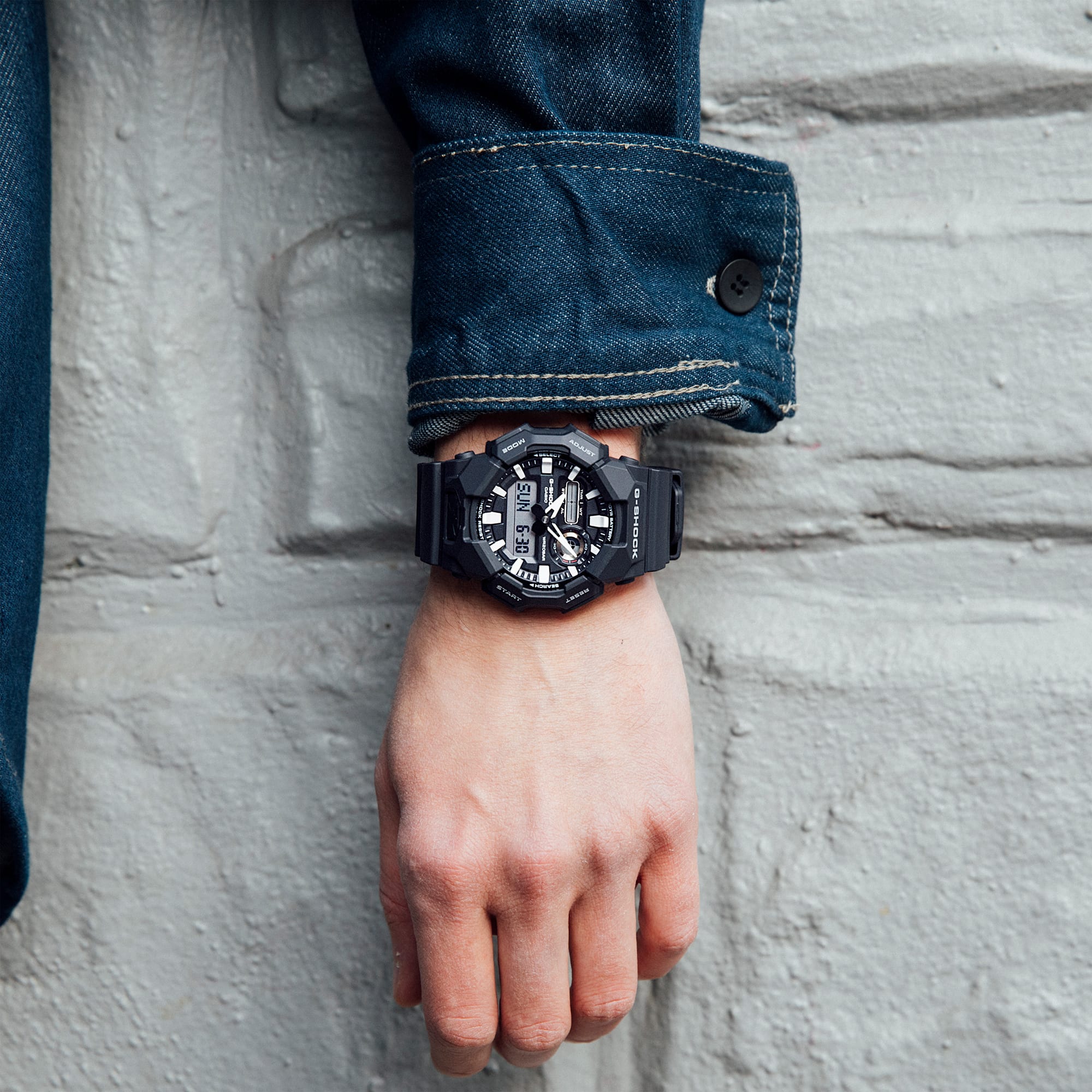Ana Joalheiros - Relógios G Shock - Relógio Casio G-Shock Masculino GA-010-1AER no Pulso
