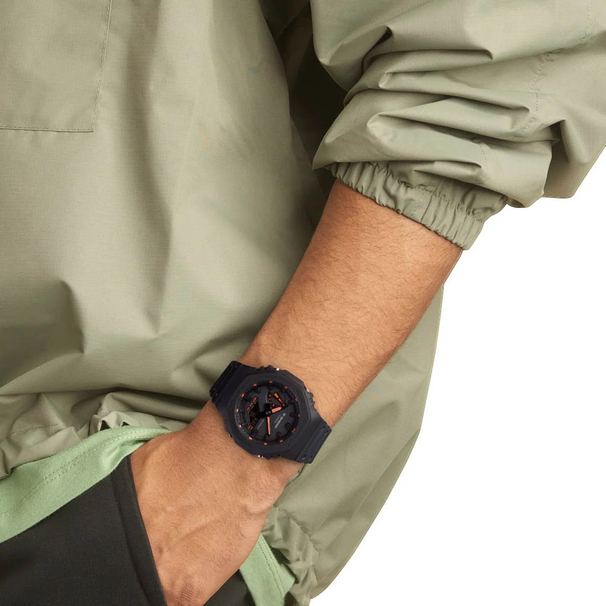 Ana Joalheiros - Relógios G Shock - Relógio Casio G-Shock Masculino GA-2100-1A4ER no Pulso