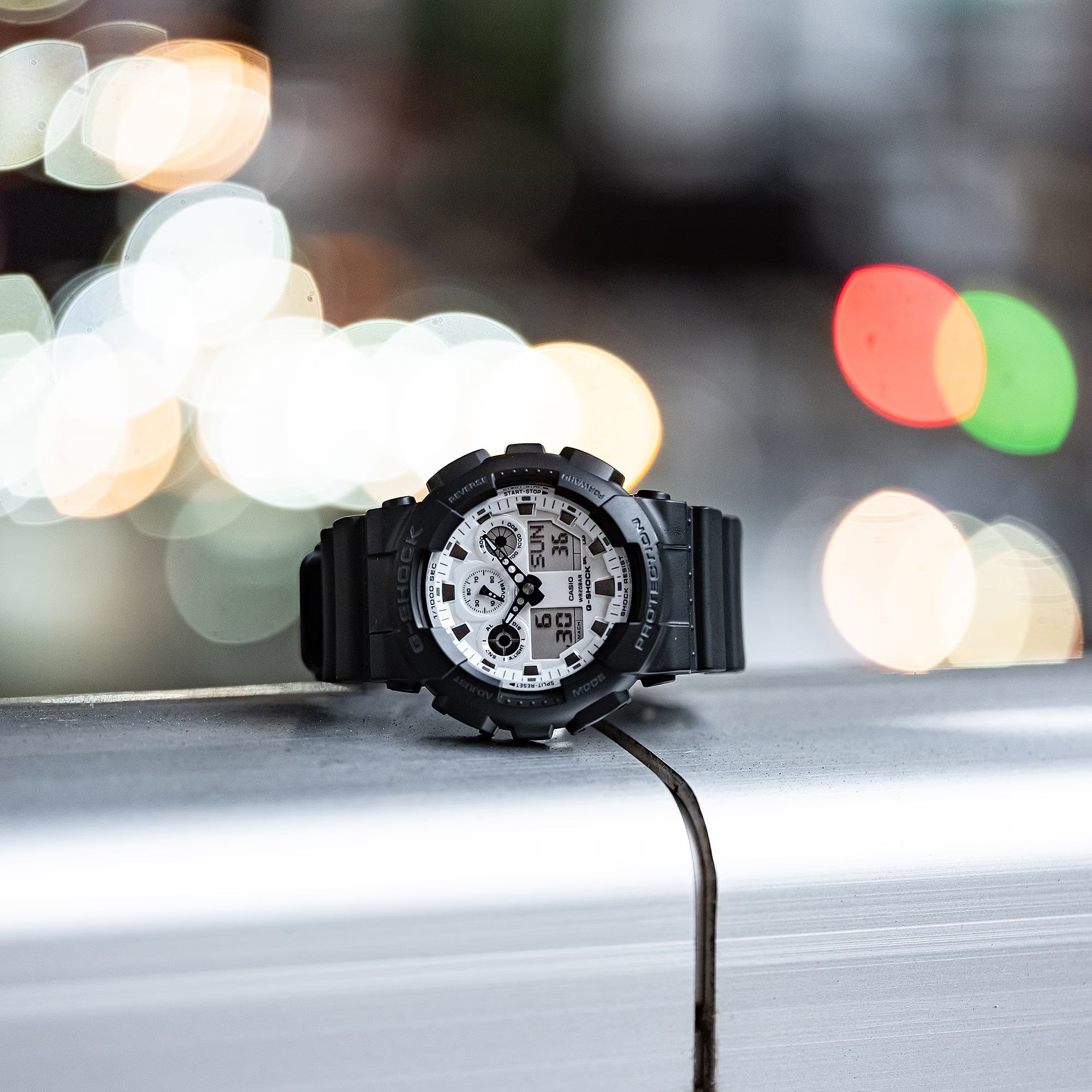 Ana Joalheiros - Relógios G Shock - Relógio Casio G-Shock Masculino Series GA-100WD-1AER Lateral