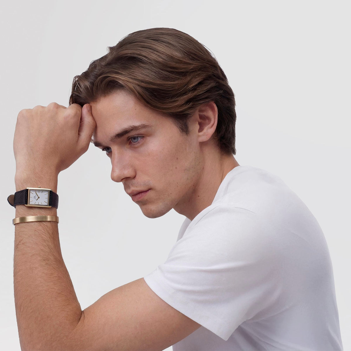 Ana Joalheiros - Relógios Daniel Wellington - Relógio Daniel Wellington Bound Black Lizard Guilloché Gold DW00100899 no Pulso