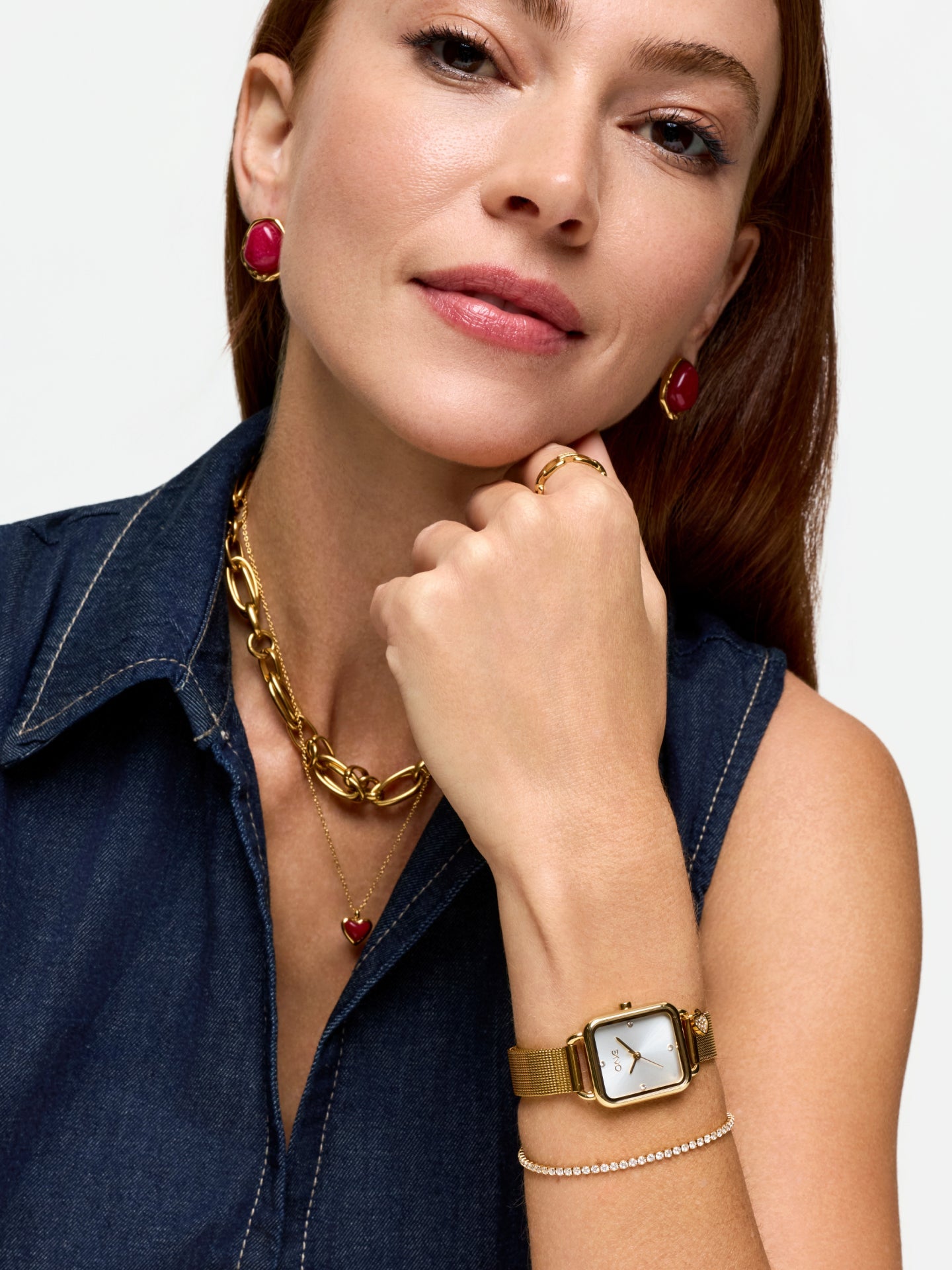 Ana Joalheiros - Relógios One - Relógio para mulher One Charmy Gold OL9577SG61L no Pulso