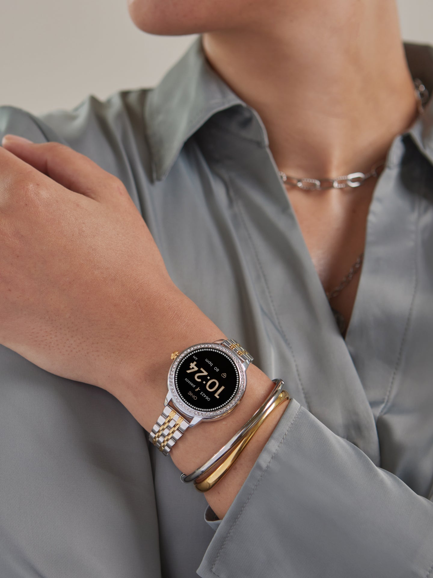Ana Joalheiros - Relógios One - Relógio Smartwatch Mulher One OSW9811BL51L no Pulso