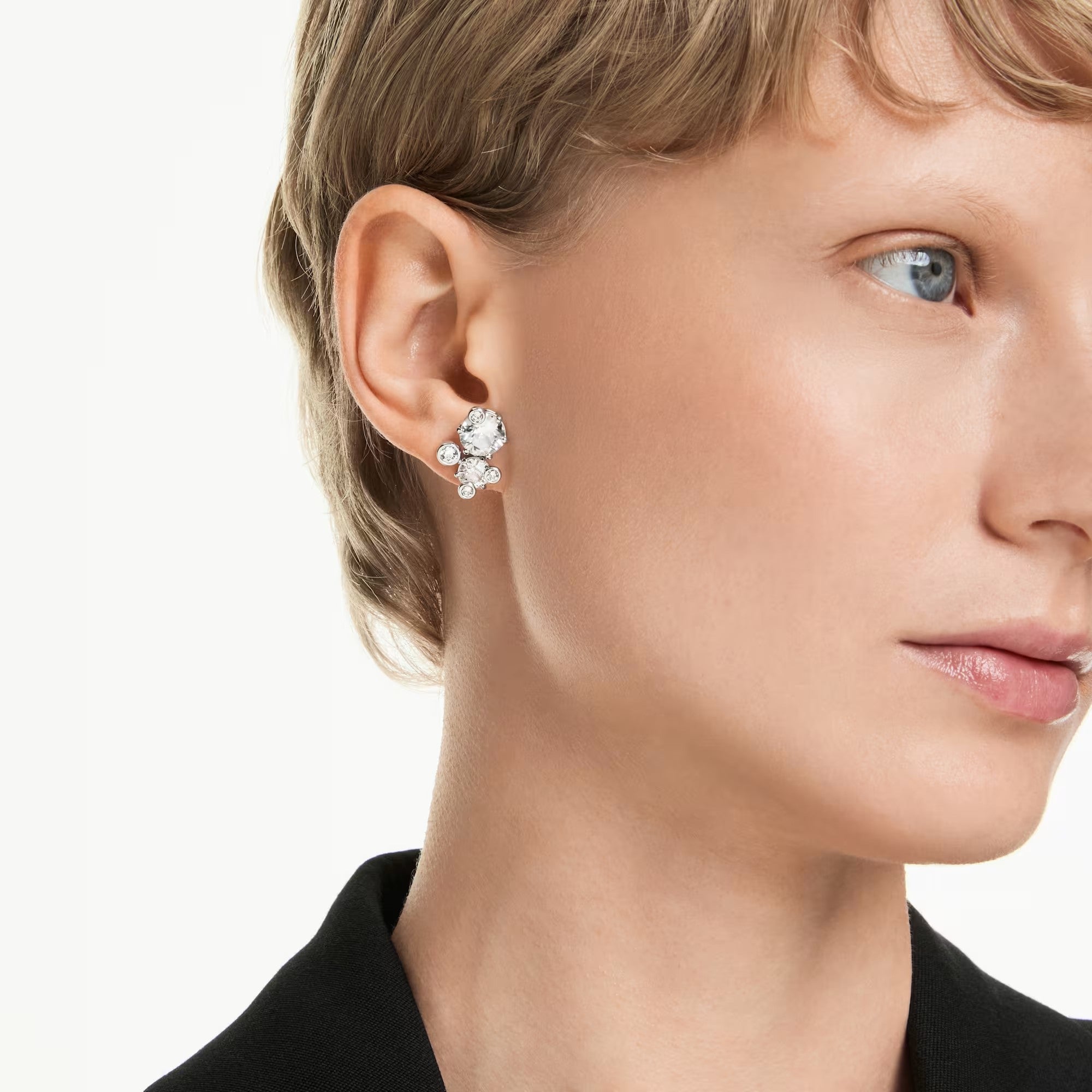 Brincos Swarovski  stud Constella
Lapidação redonda, Branco, Lacado a ródio